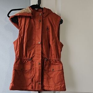 Love Tree Vest With Detachable Hood